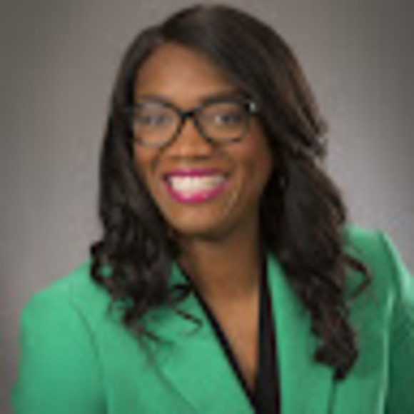 Meet your Posher, Denise - Picture 1 of 1